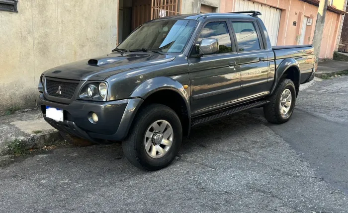 Mitsubishi L200 Sport HPE 2.5 4X4 CD DTI Dies. Aut. 2005