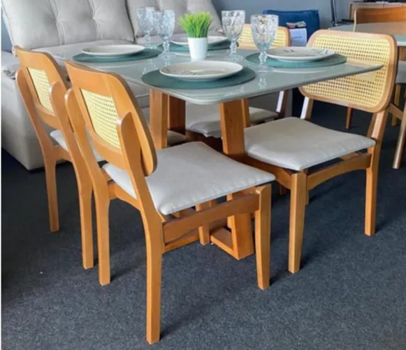 Mesa de Jantar Dianna 4 lugares em madeira