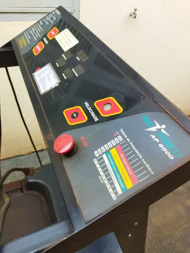 Esteira Pro Fitness AP 8000