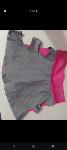 Short Saia Cinza com Detalhe Rosa
