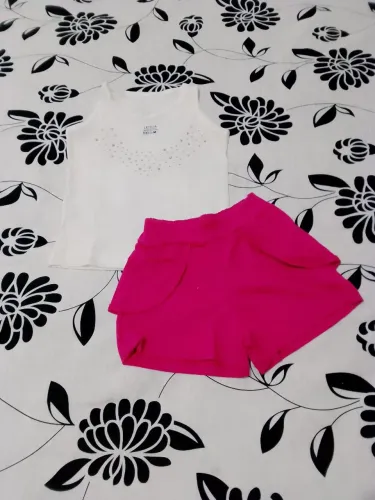 Conjunto Infantil Blusa e Short menina Tam M 