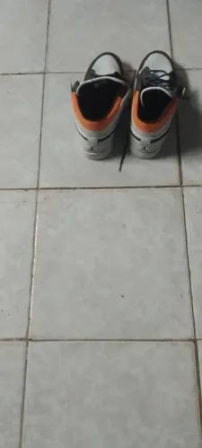 Tênis Nike Air Jordan 1