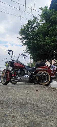 Moto toda revisada pneu correia bateria tudo novo