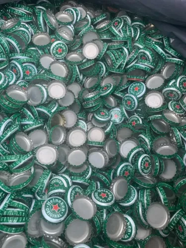 tampinhas de cerveja Heineken