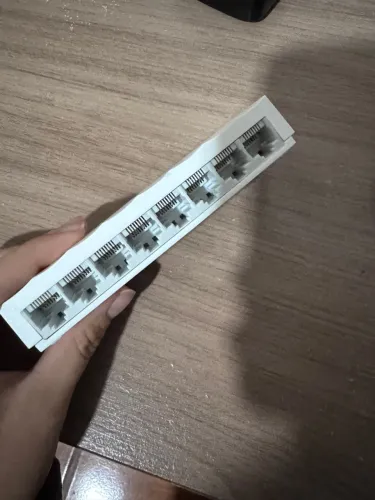 Switch de Rede 8 Portas - Conectividade Impecável