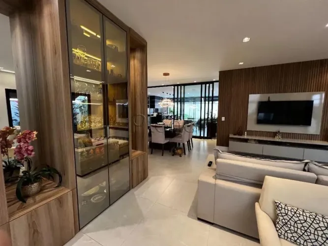 Casa à venda em Campinas, Loteamento Residencial Arborais, com 4 suítes, com 335 m²