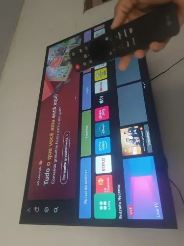 Vendo televisão