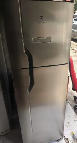 Geladeira Frost Free duplex 371 Litros Electrolux