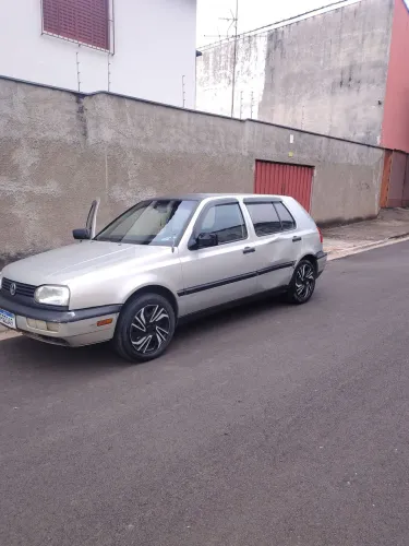 Volkswagen Golf GL 1.8/ 2.0i 4P 1996