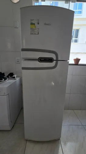 Geladeira funcionando 275L Consul CRM35
