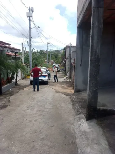 Vende.se um terreno areia verde e tranquila