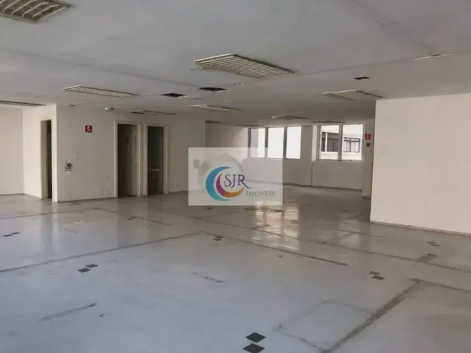 Imóvel para aluguel possui 170 metros quadrados em Cerqueira César - São Paulo - SP