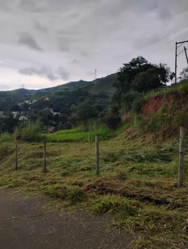 Vendo tereno
