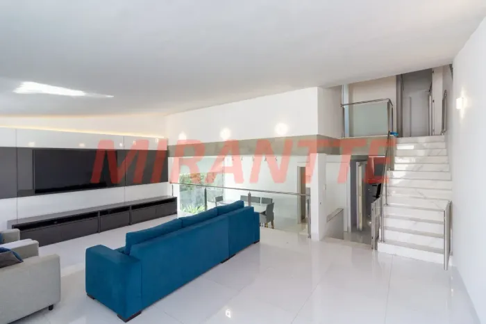 Sobrado para venda tem 378 metros quadrados com 4 quartos em Jardim São Bento - São Paulo