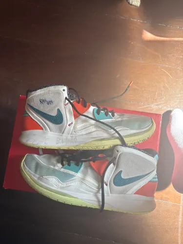 Tênis basquete Nike Kyrie Infinity CNY