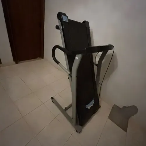 Vende-se esteira Treo T101