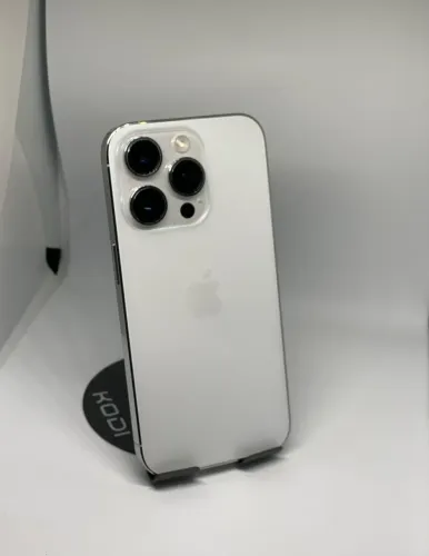 iPhone 14 Pro v/t