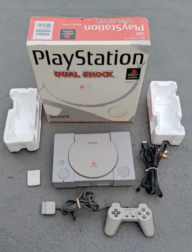 Ps1 FAT Playstation cinza completo com caixa e manual japonês 