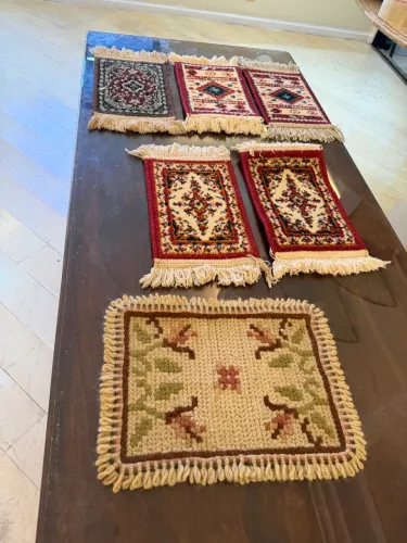 Coleção de Mini Tapetes Persas Decorativos - Conjunto Vintage com 6 Peças Artesanais