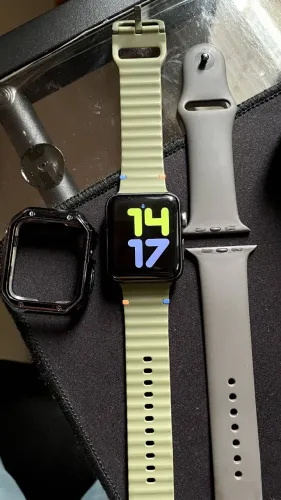 Apple Watch Series 3 (42mm)