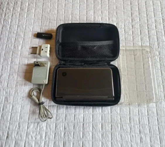 Nintendo Ds XL cinza DESBLOQUEADO