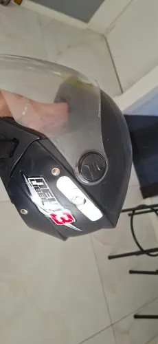 Capacete moto