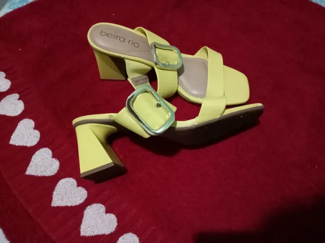 Vendo linda  sadalia  beira rio n:37