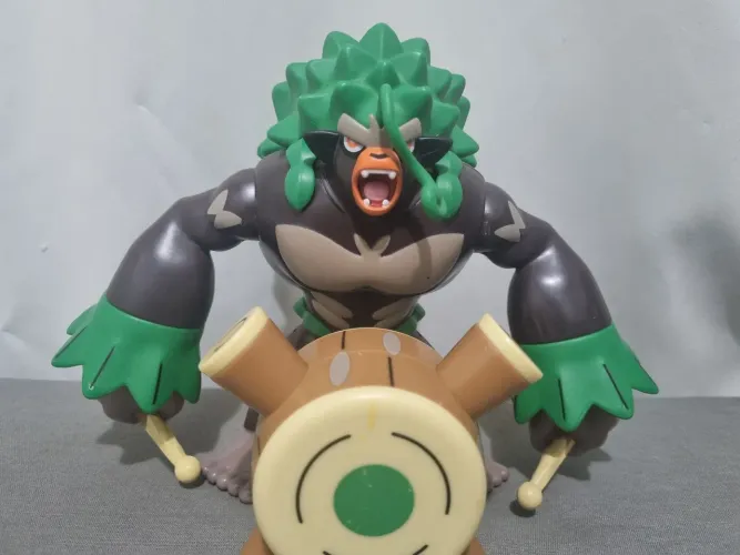 Boneco pokemon rillaboom jazwares epic battle