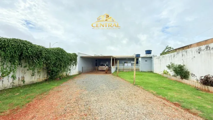 Casa dentro de condomínio com toda a infraestrutura - Rua 1 