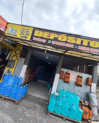 Passa ponto de depósito de água