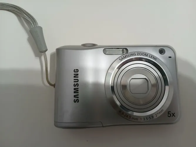 Câmera Digital Samsung ES28