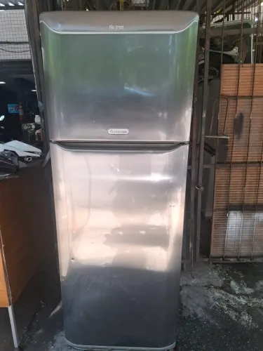 Geladeira Aristom