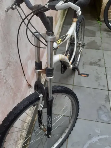 Bicicleta Caloi XRT