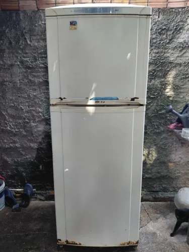 Geladeira Continental 470L