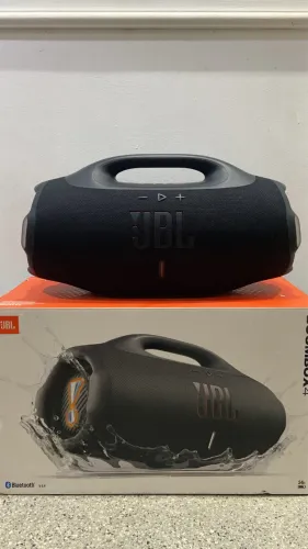 JBL Boombox 4 lacrada 