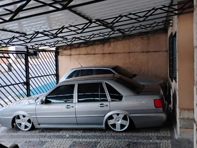 Volkswagen Santana 1.8 MI (álcool) 2001