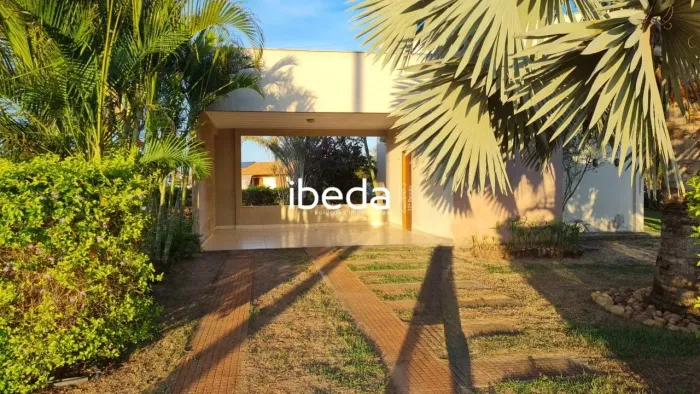 ibeda - Casa duplex mobiliada à venda no Fazenda Real. 5 quartos, 270m², 1.000m²