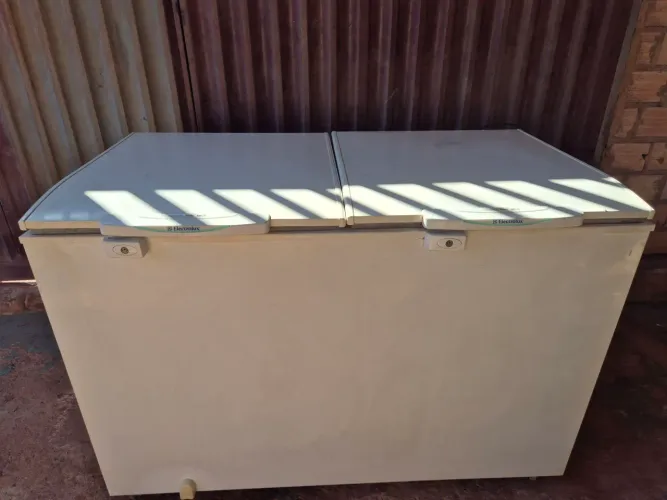 Freezer Electrolux 400