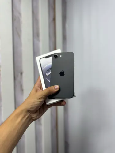 IPhone 16e - 256GB