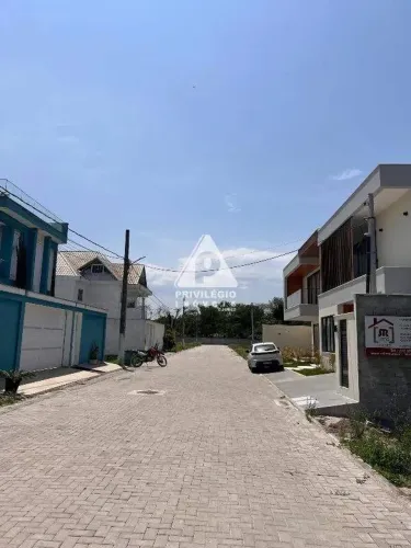Terreno com 260 m² em condomínio fechado com projeto arquitetônico no Recreio
