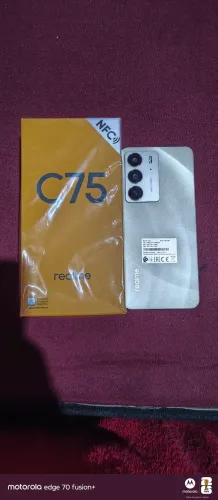 Vendo C75 novo com 30 dias de uso 