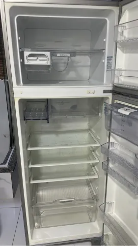 Vendo Geladeira Eletrolux