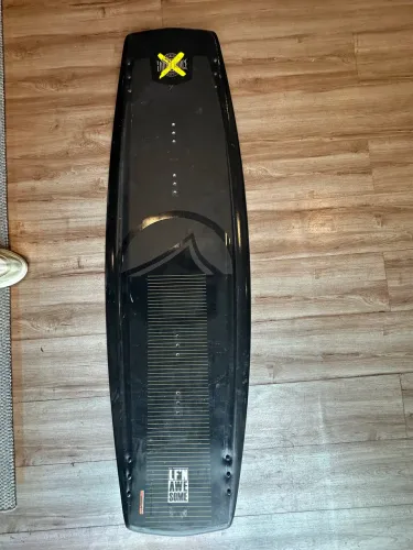 Prancha de wakeboard Liquid Force