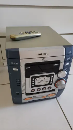 Micro System Toshiba com controle (sem as caixas)