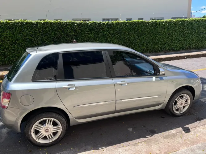 Fiat Stilo Dualogic 1.8 Flex 8V 5P 2009