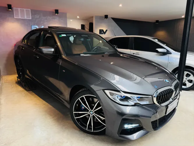 BMW 330E M Sport 2.0 Turbo Híbrido AU 2021