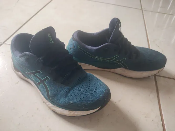 Tênis Asics gel Nimbus 24 original número 41