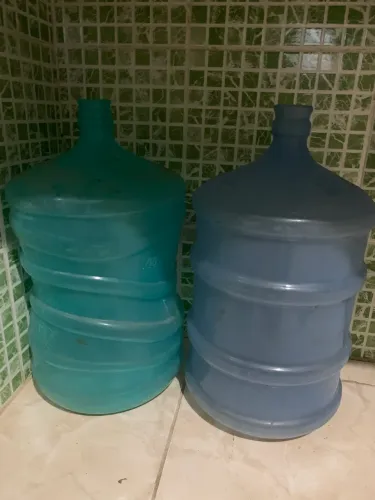 Galão de água