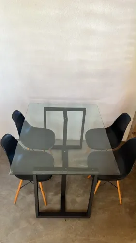 Mesa de jantar ou escritório vidro 8mm 1,34x1,00m
