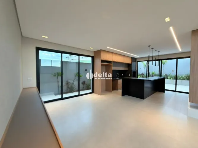 Casa em condomínio com 3 suítes disponível para locação e venda no bairro Granja Marileusa